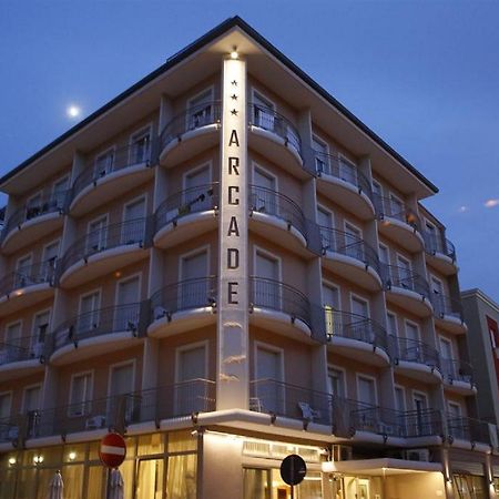 Hotel Arcade ริมินี ภายนอก รูปภาพ