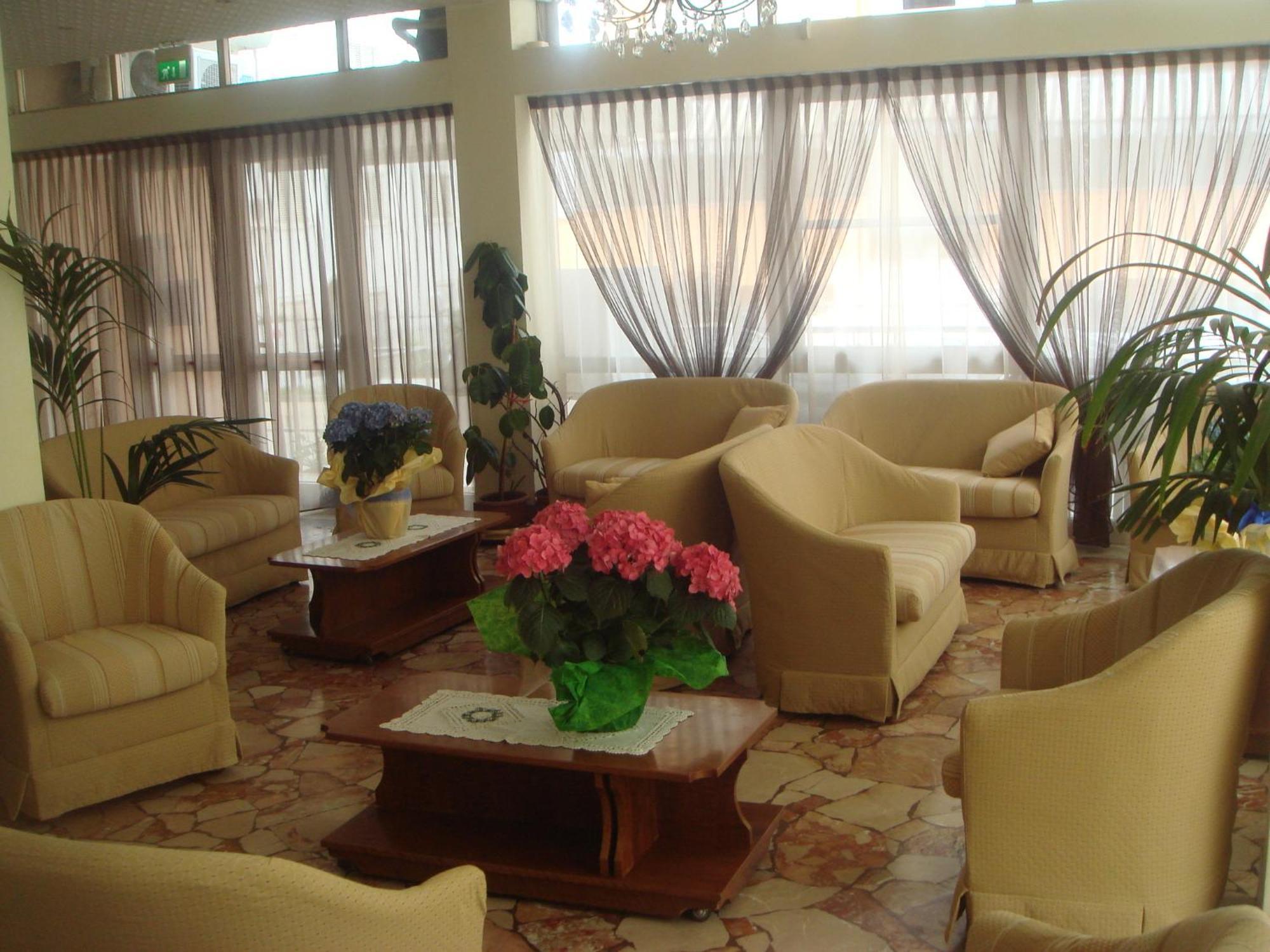 Hotel Arcade ริมินี ภายนอก รูปภาพ